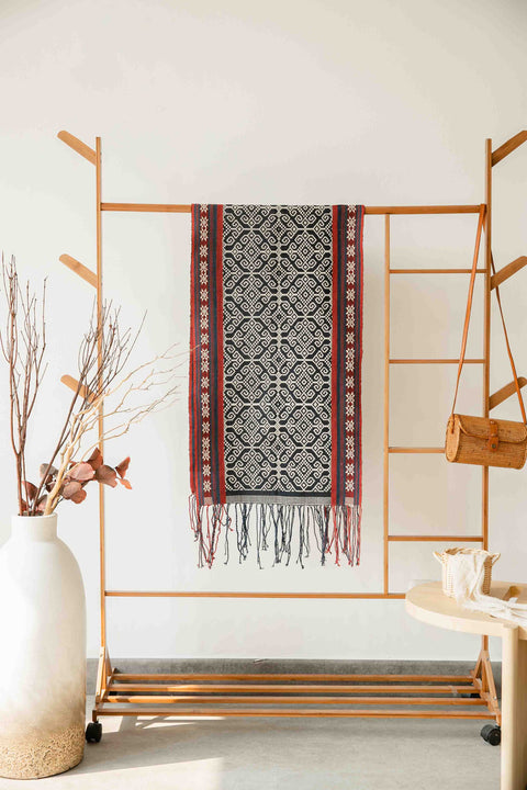 Halendang Shawl - Patola Ratu